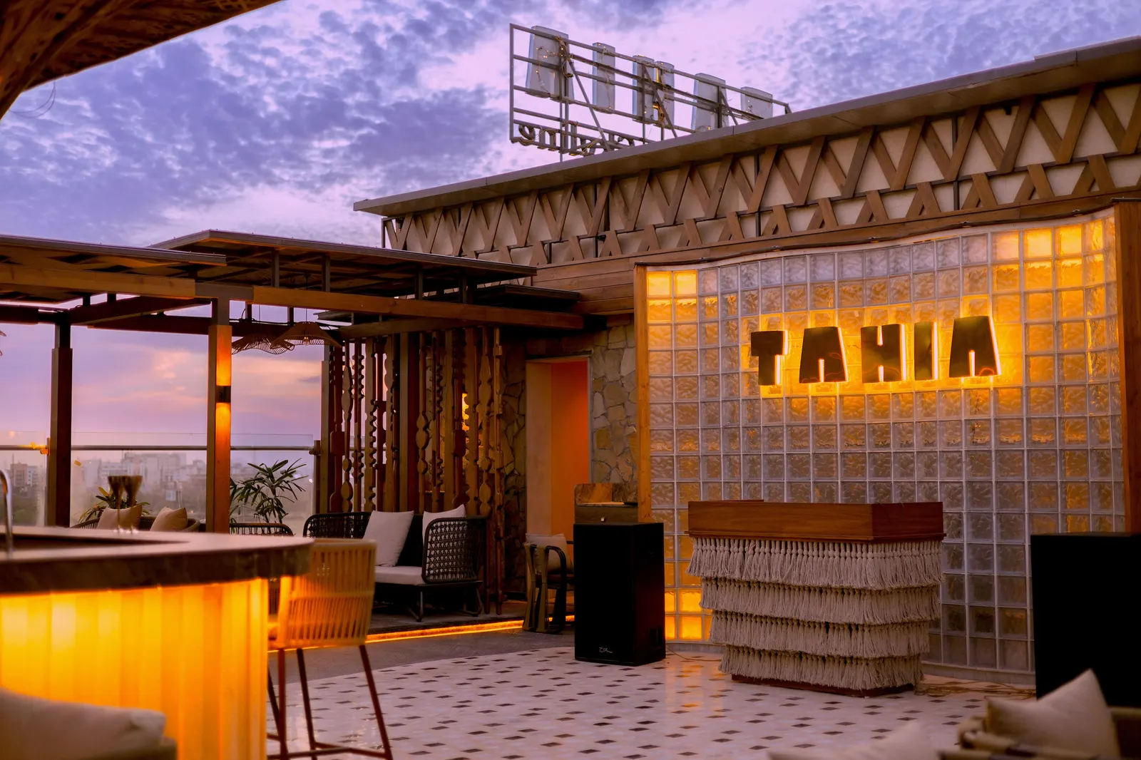 Tahia