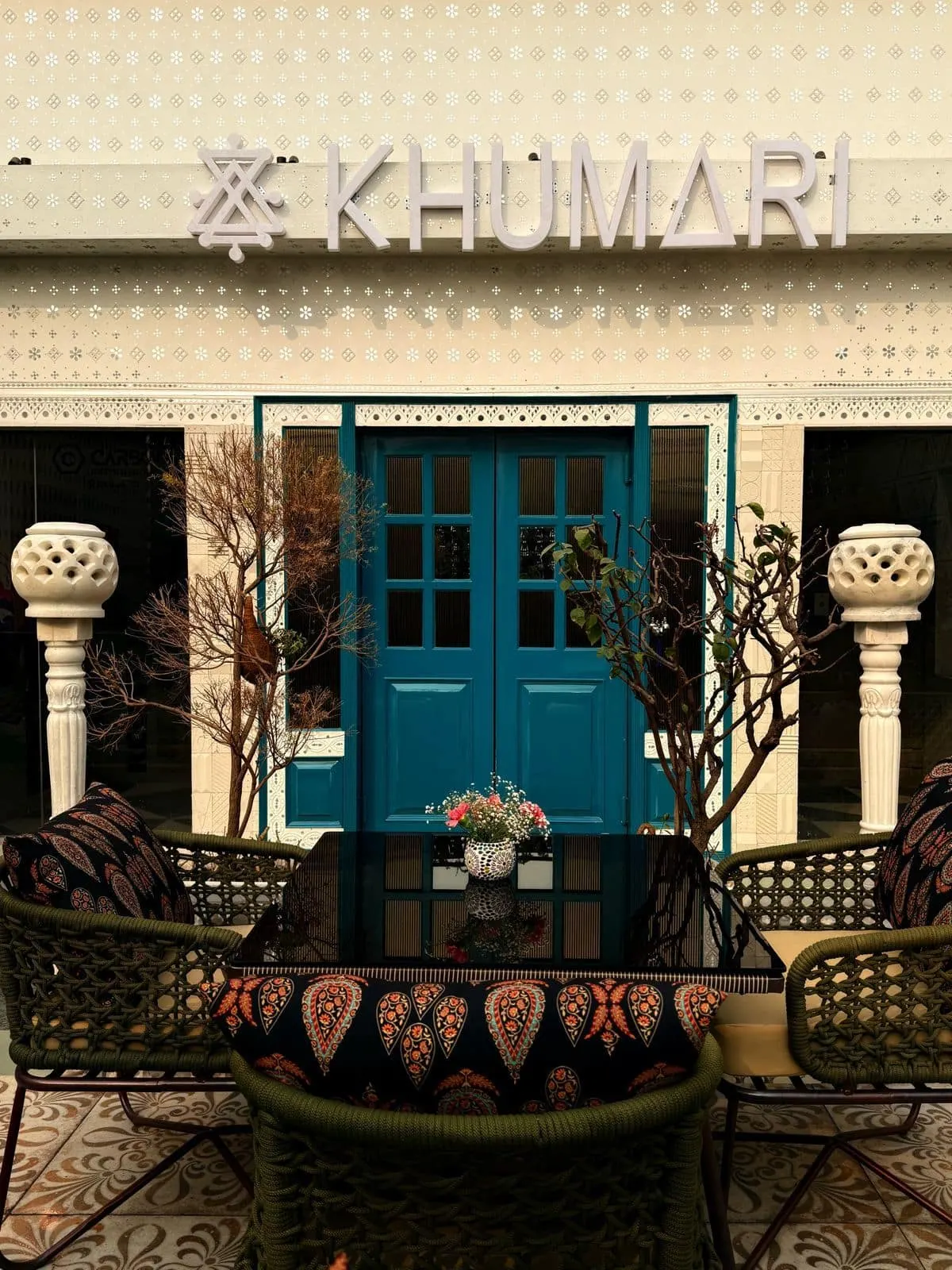 Khumari Terrace Bar & Lounge