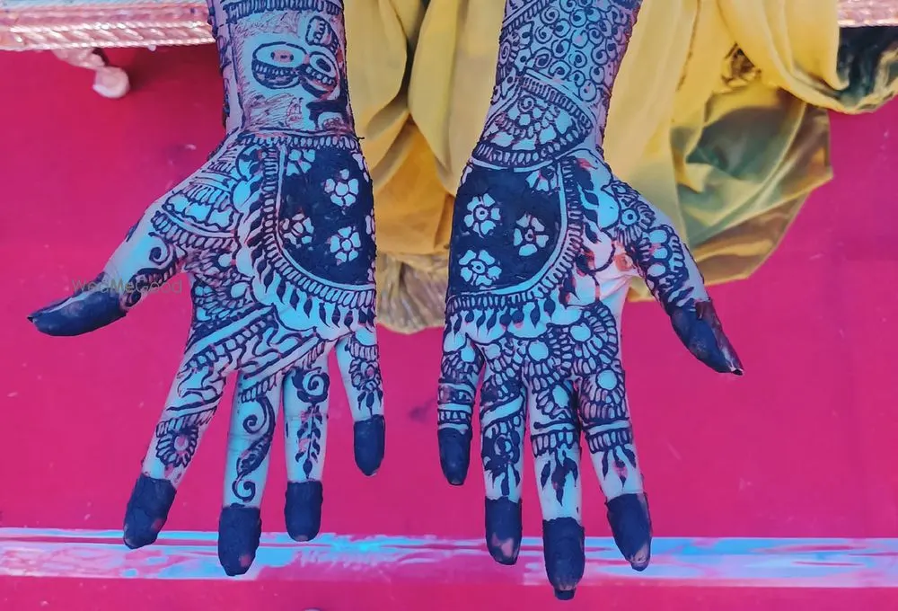 Ajay Mehandi Artist