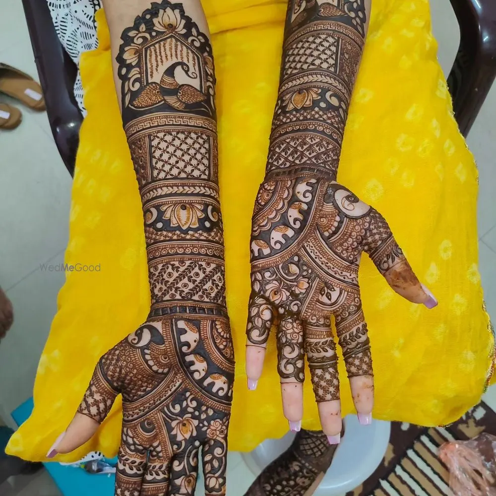 Rajvik Mehandi Art