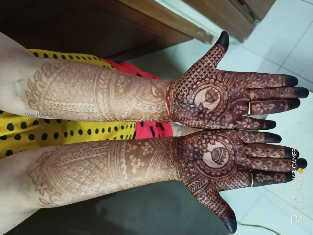 Surya Mehandi Artist