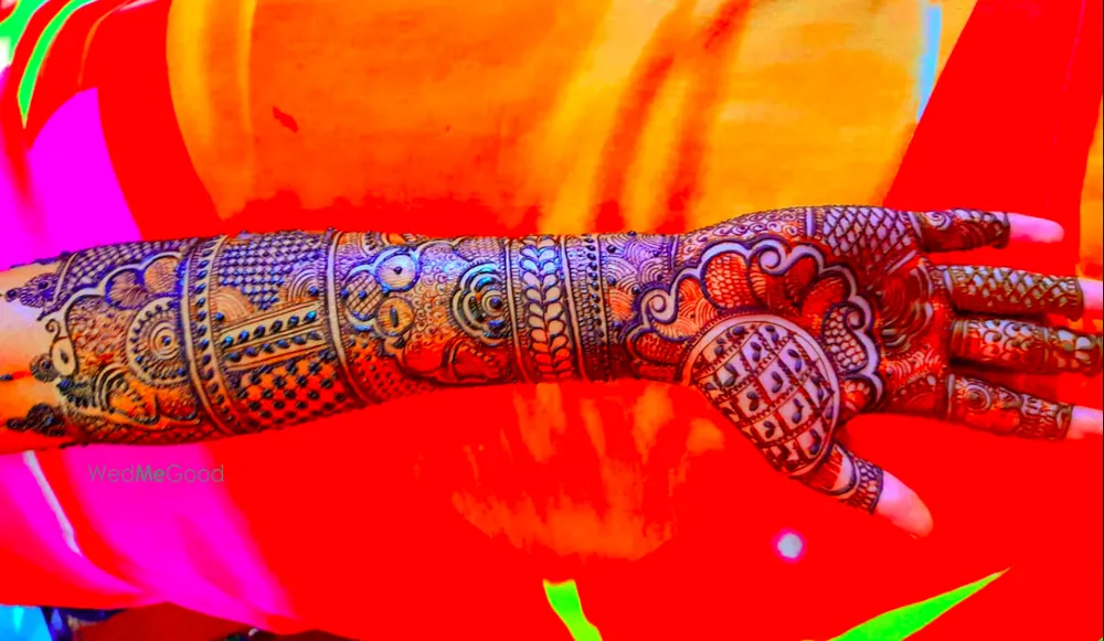 Pradeep Mehandi Art