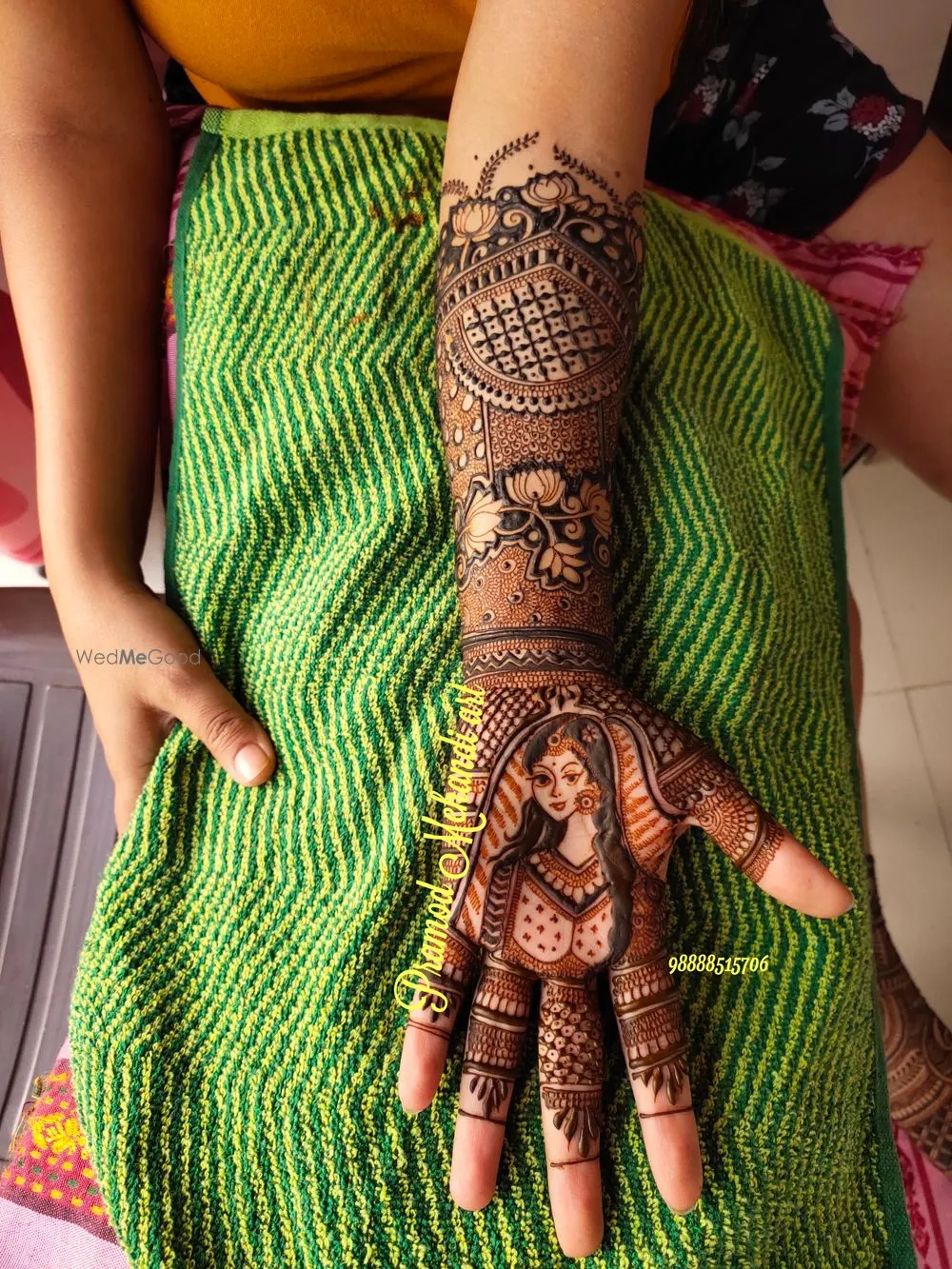 Pramod Mehndi Artist