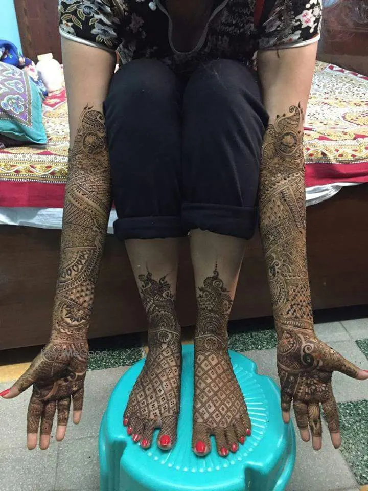 Kaveri Professional Mehendi Arts