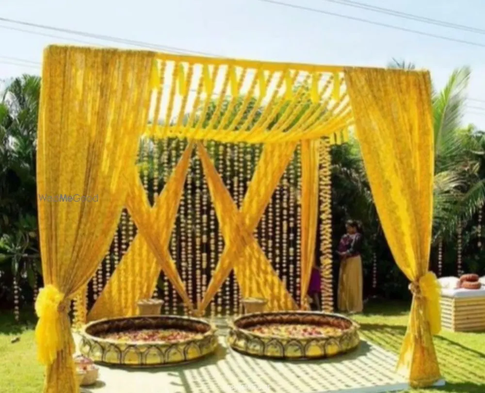 The Classic Decoration Decor