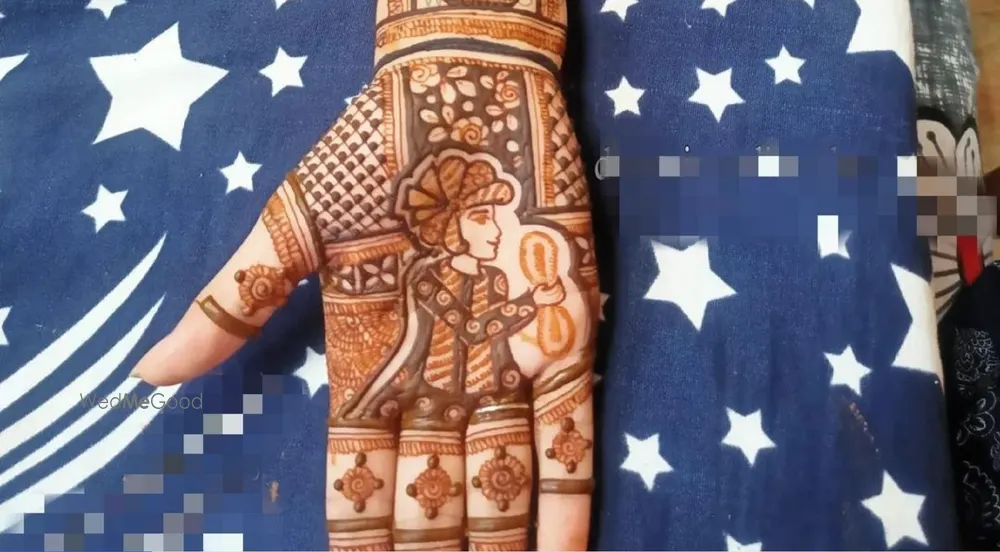 Praveen Mehandi Artist