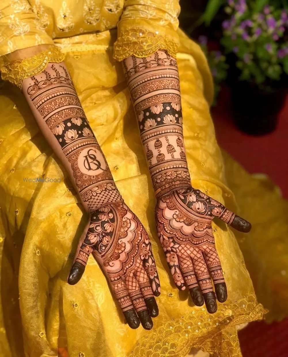 Karan Mehandi And Tattoo Studio