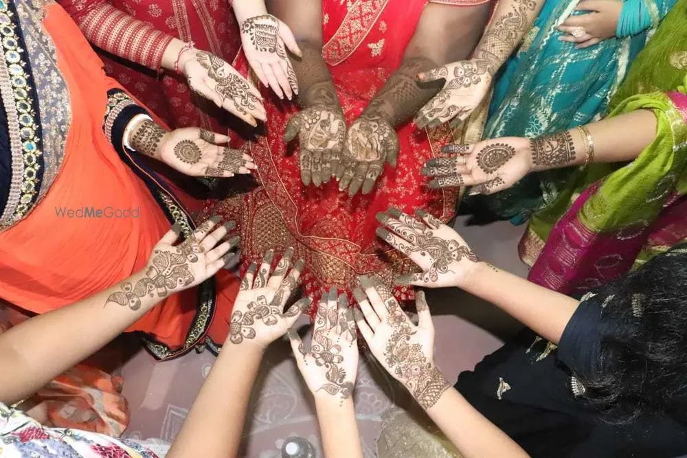 Ajay Mehandi Wala