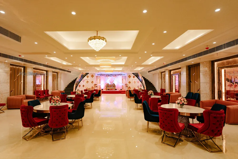 The Eliot Hotel And Banquet