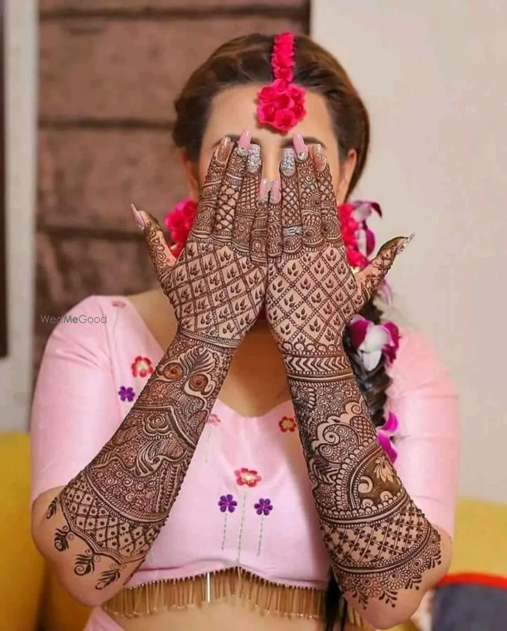 Vishnu Gupta Mehendi Artist