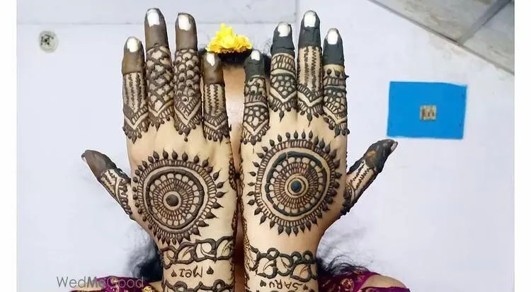 Vijay Wedding Mehndi Artist