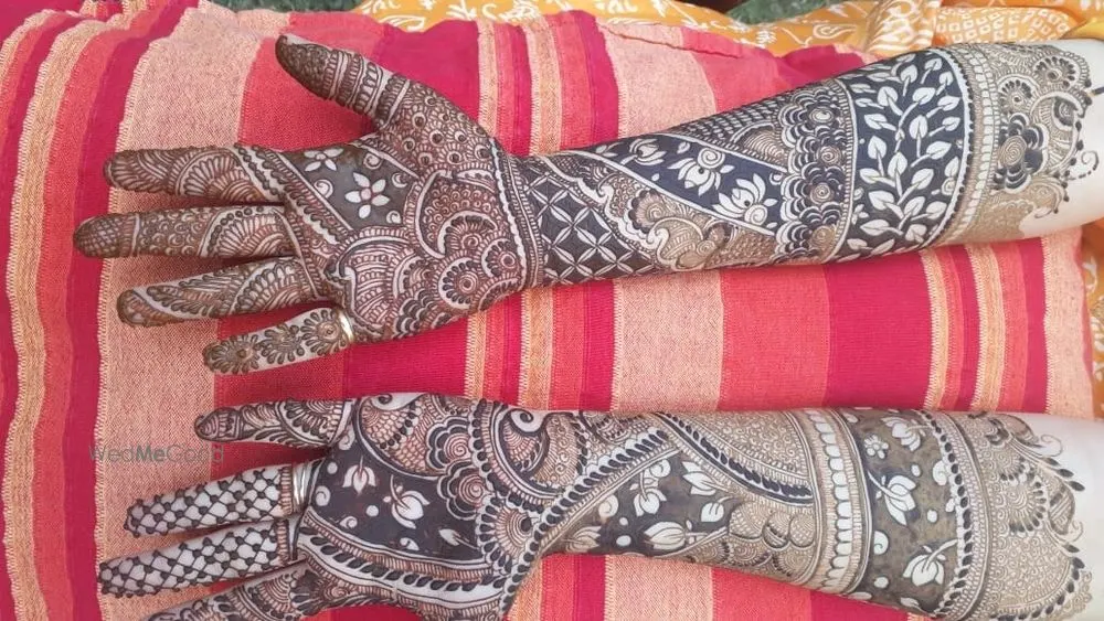 Raj Mehandi Arts