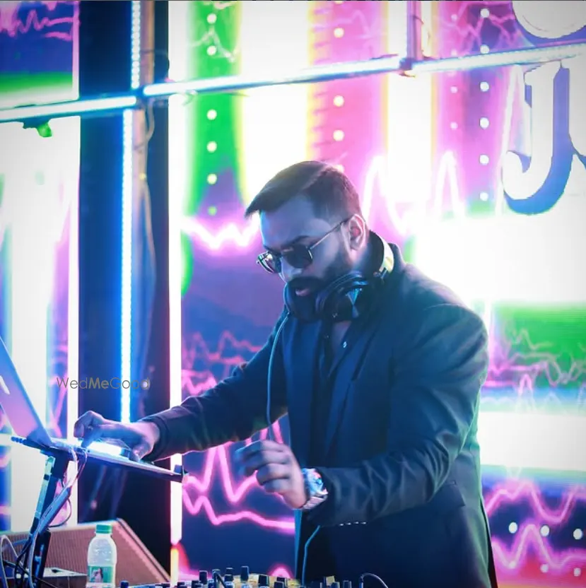 DJ Aakash Shandilya