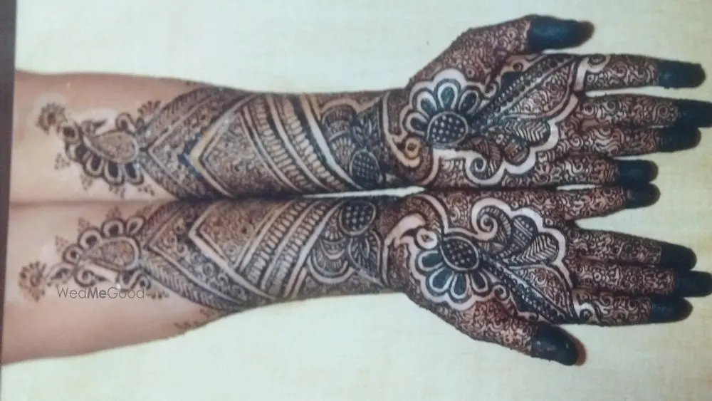 Meena Mehandi Arts
