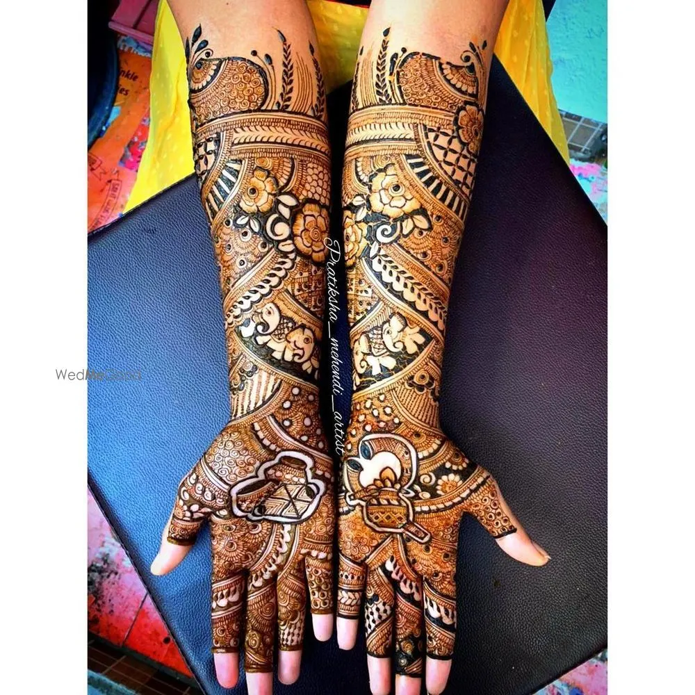 Pratiksha Mehendi Artist