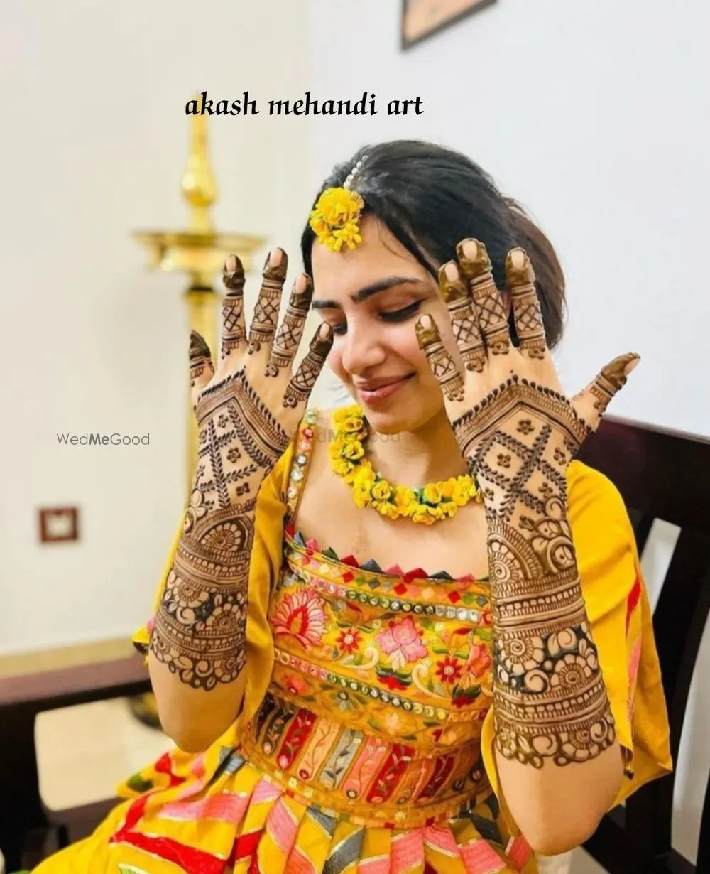 Akash Mehandi Arts