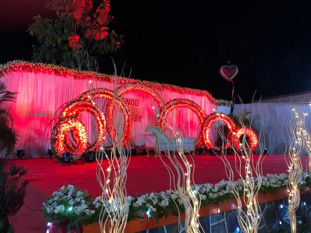 Startling Decors