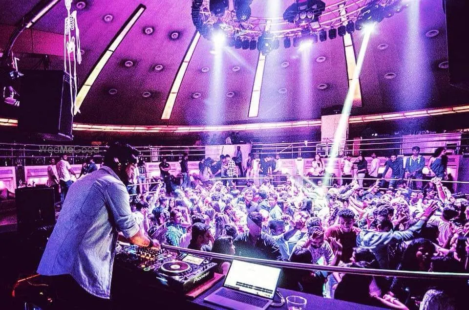 DJ Sunny V