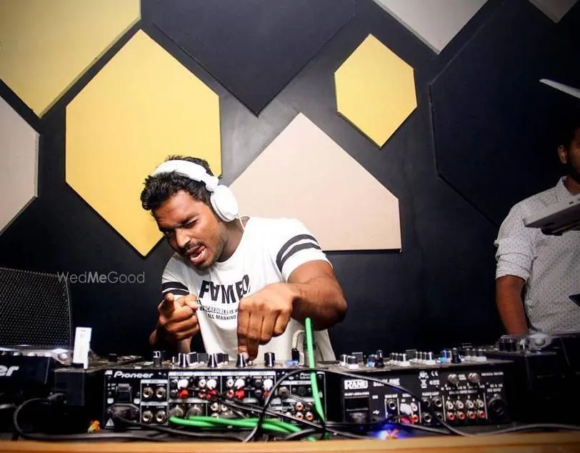 Dj Santy