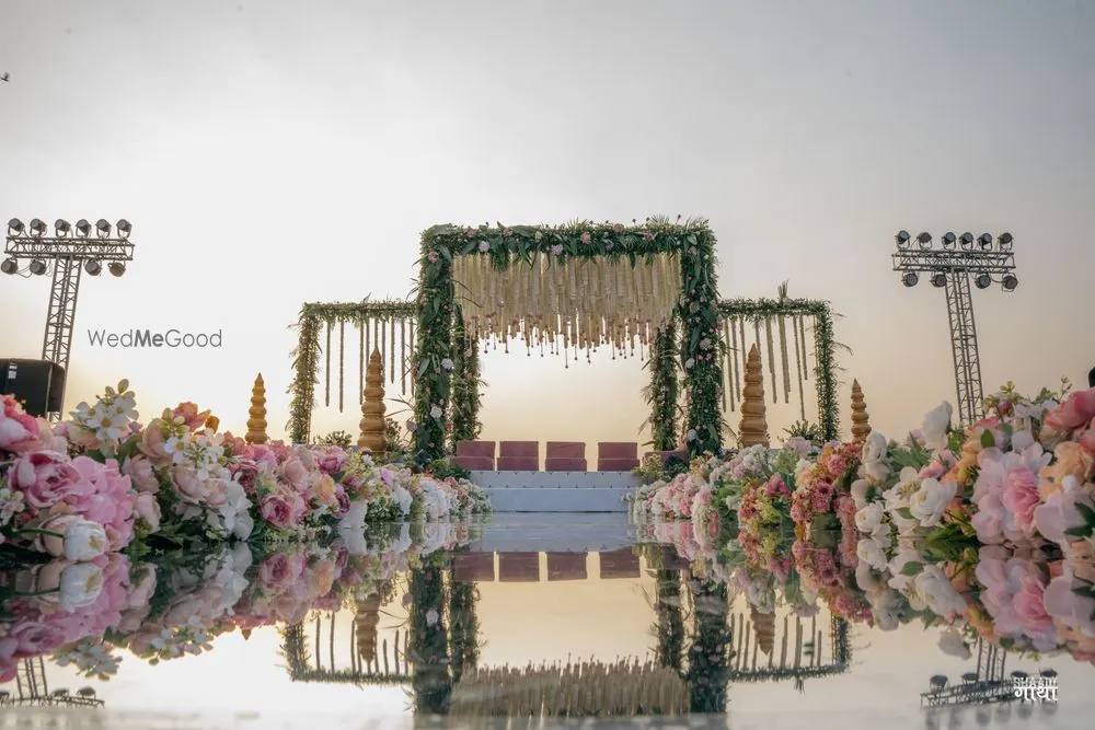 Gulmohar inc.