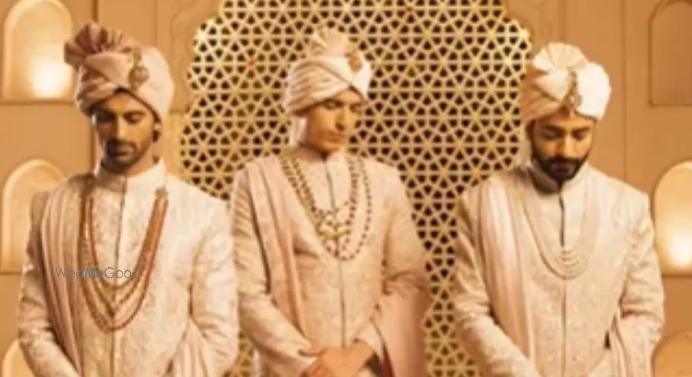 Arya Brothers -The Suit Company