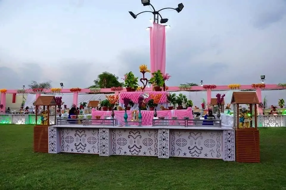 Everest Caterers
