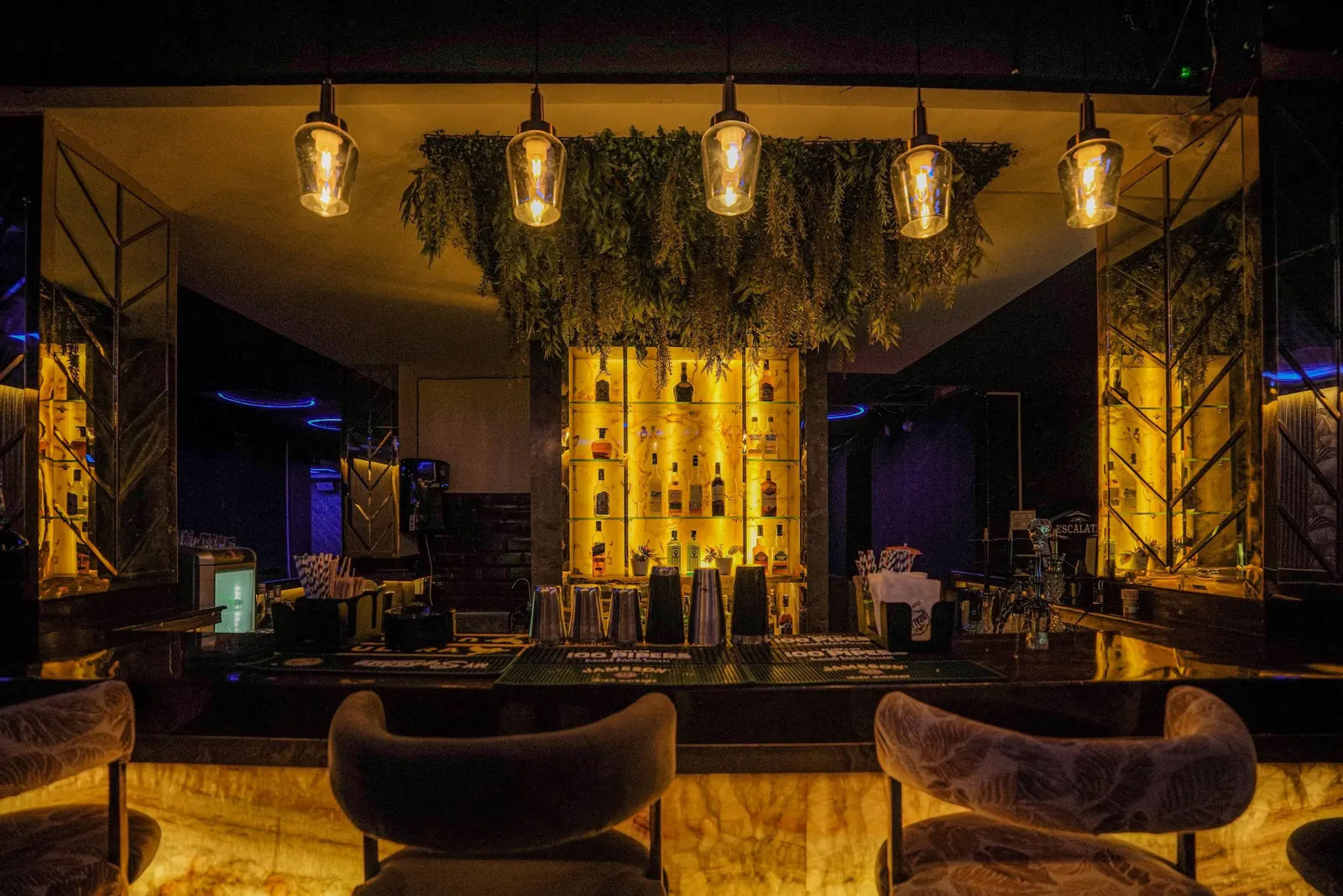 Escalate Club & Lounge