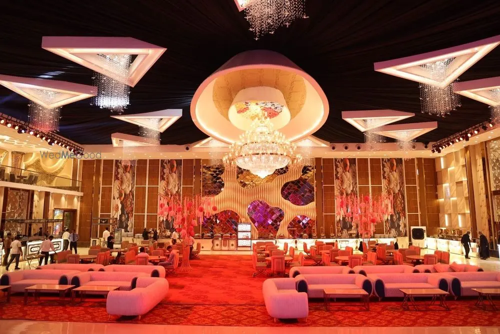 The Royale Palace Banquet By Khanak