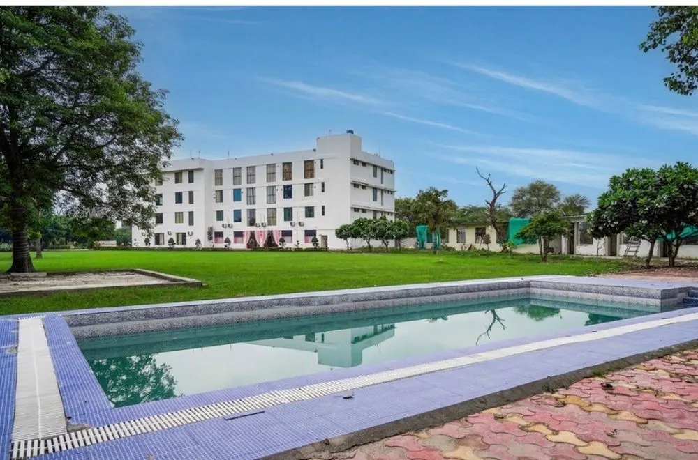 Riveria Valley Resort