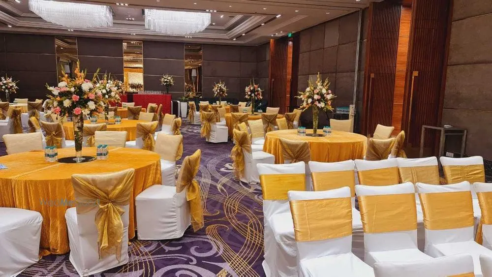 Holiday Inn Mayur Vihar
