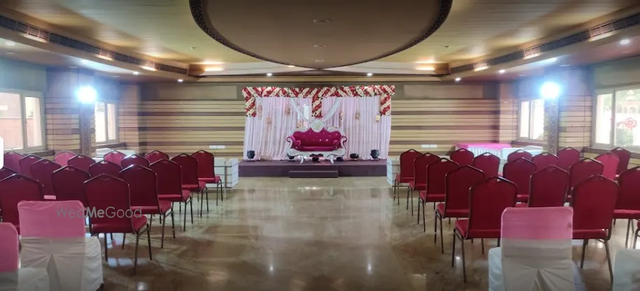 JSS Sri Suttur Bhavan