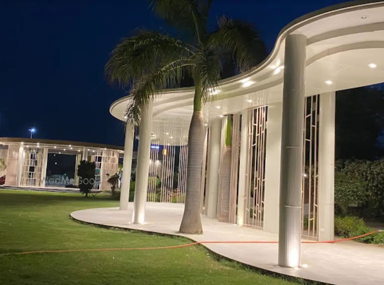 Zoya Palace By DWP
