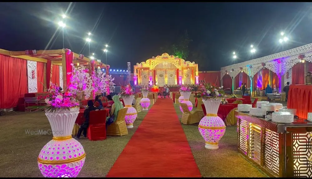 Raj Paradise