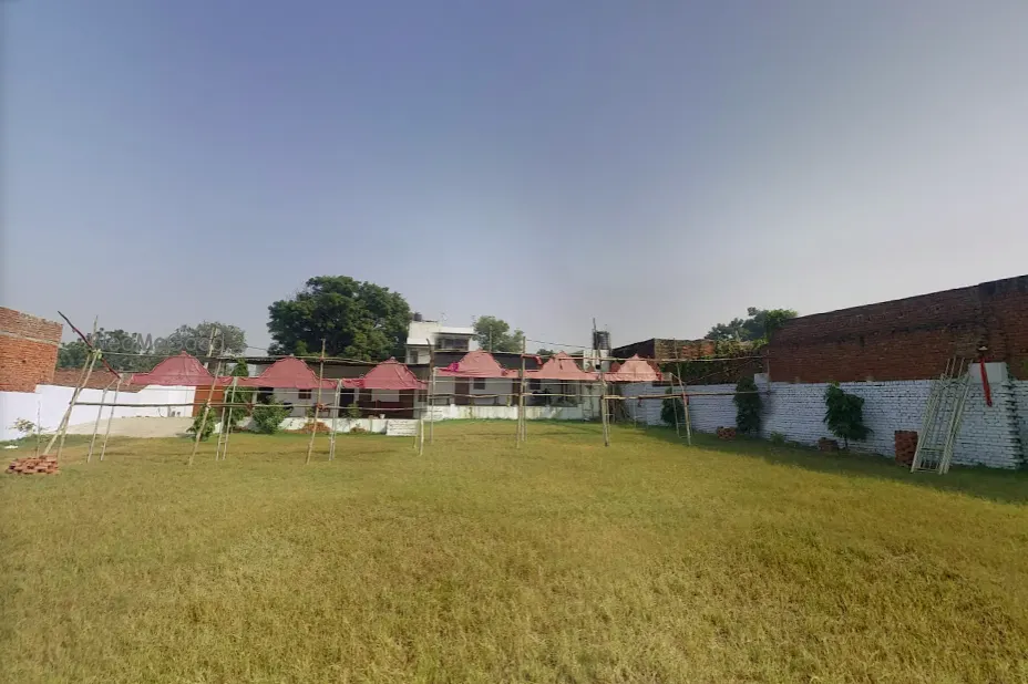 Pandit Farm House