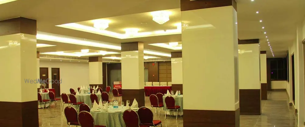 Bhawna Clarks Inn Hotel