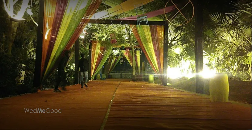 Vrundavan Premium Lawn