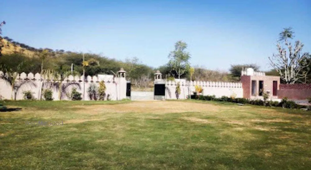 Pari Palace