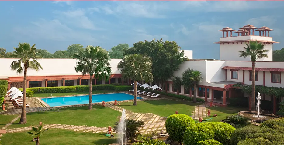 Trident, Agra