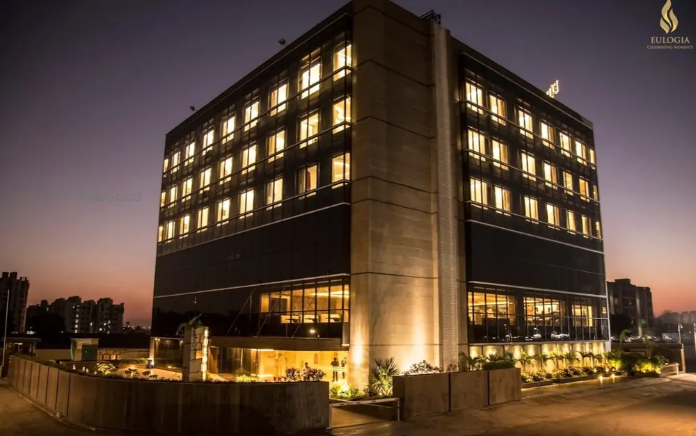 Eulogia Inn
