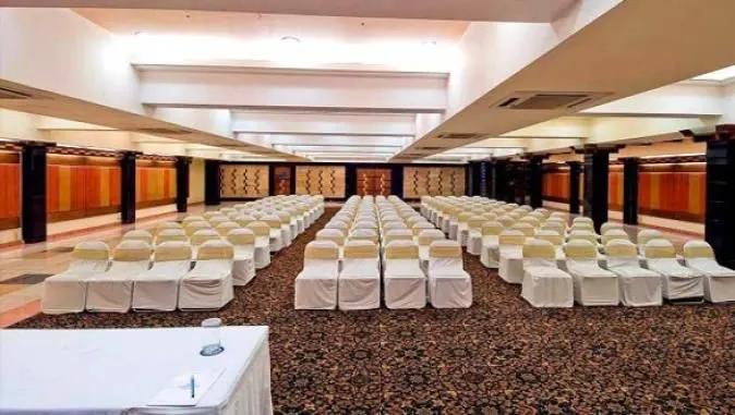 Sarovar Portico