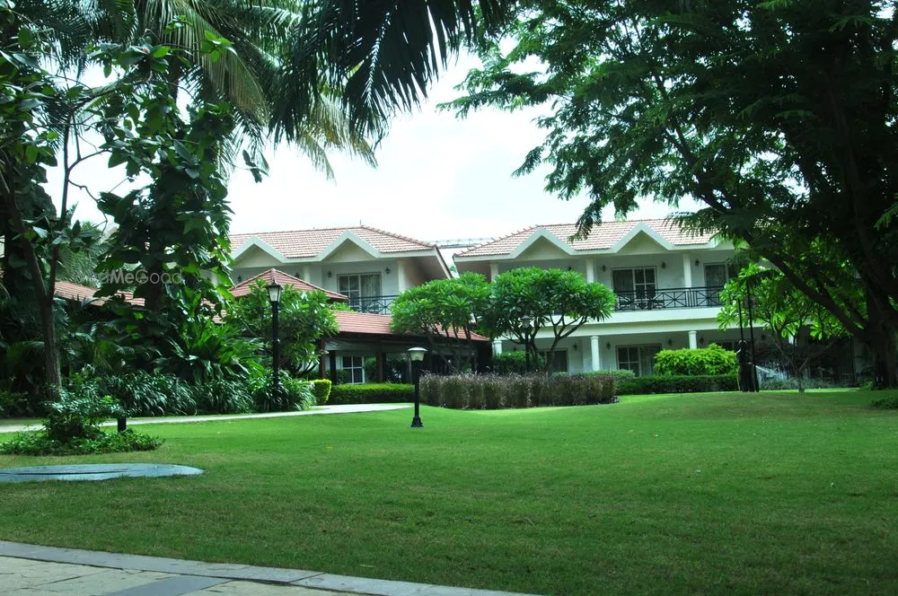 Palm Meadows Resort