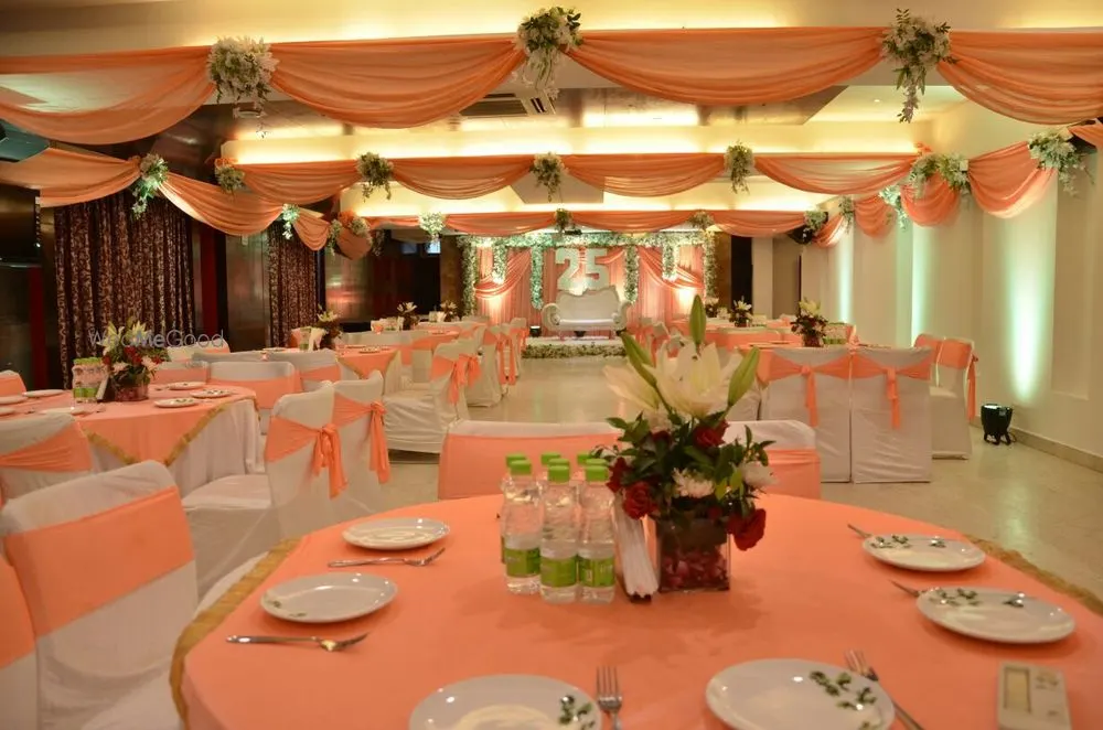 Treehouse Queens Pearl Hotel Gurgaon