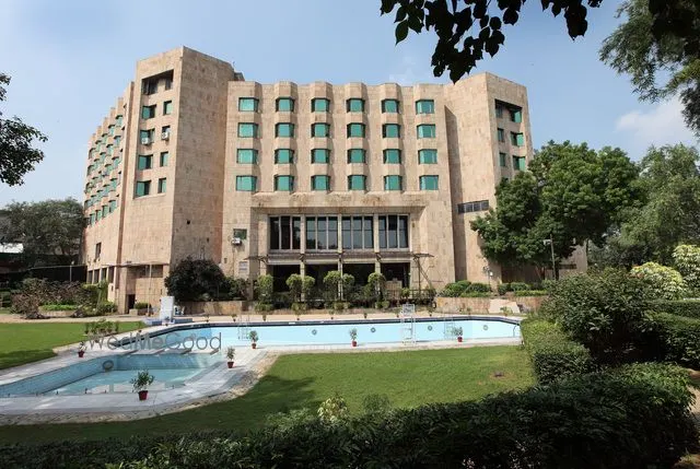 Hotel Samrat