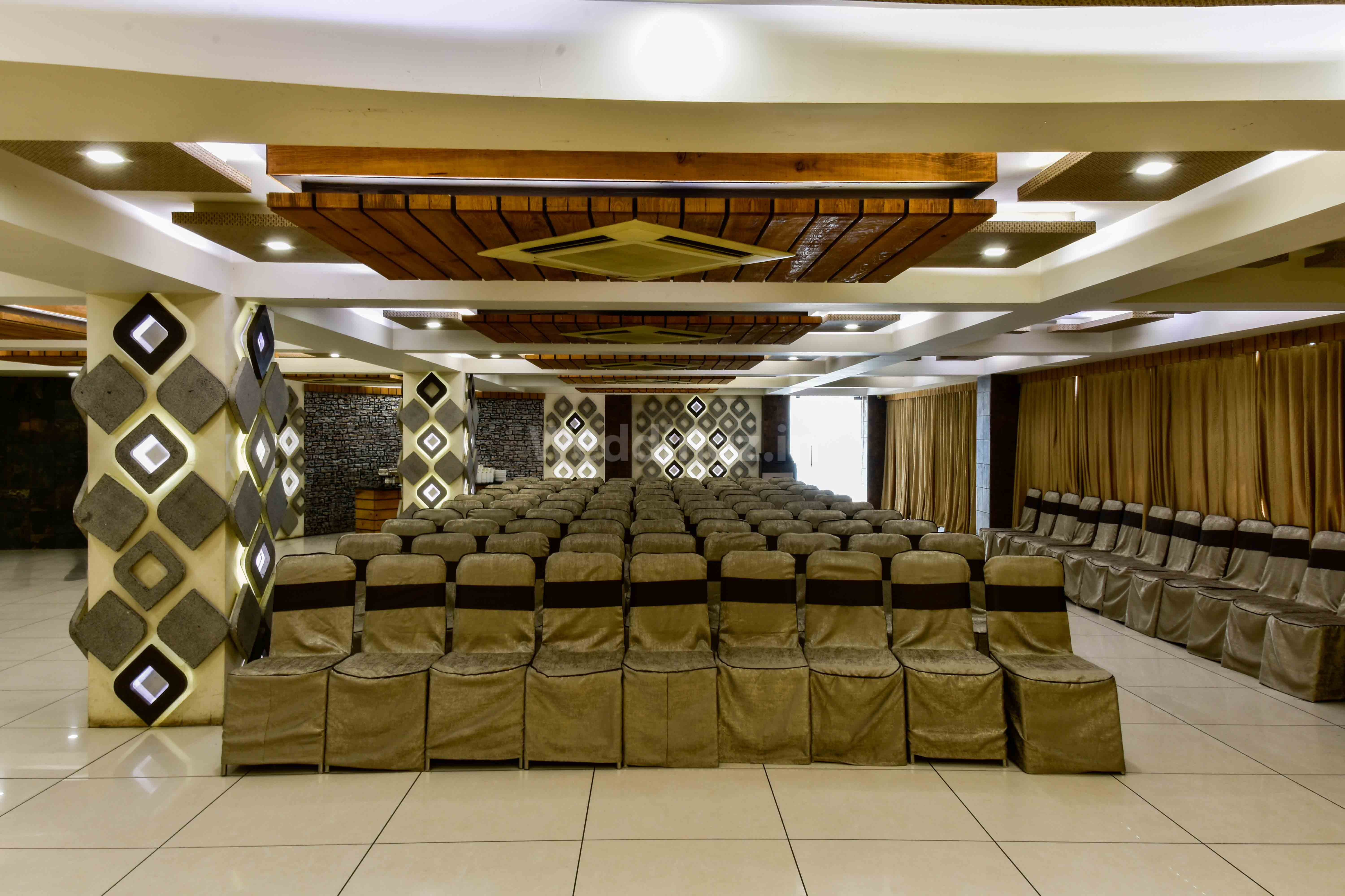 Relish Restaurant and Banquet