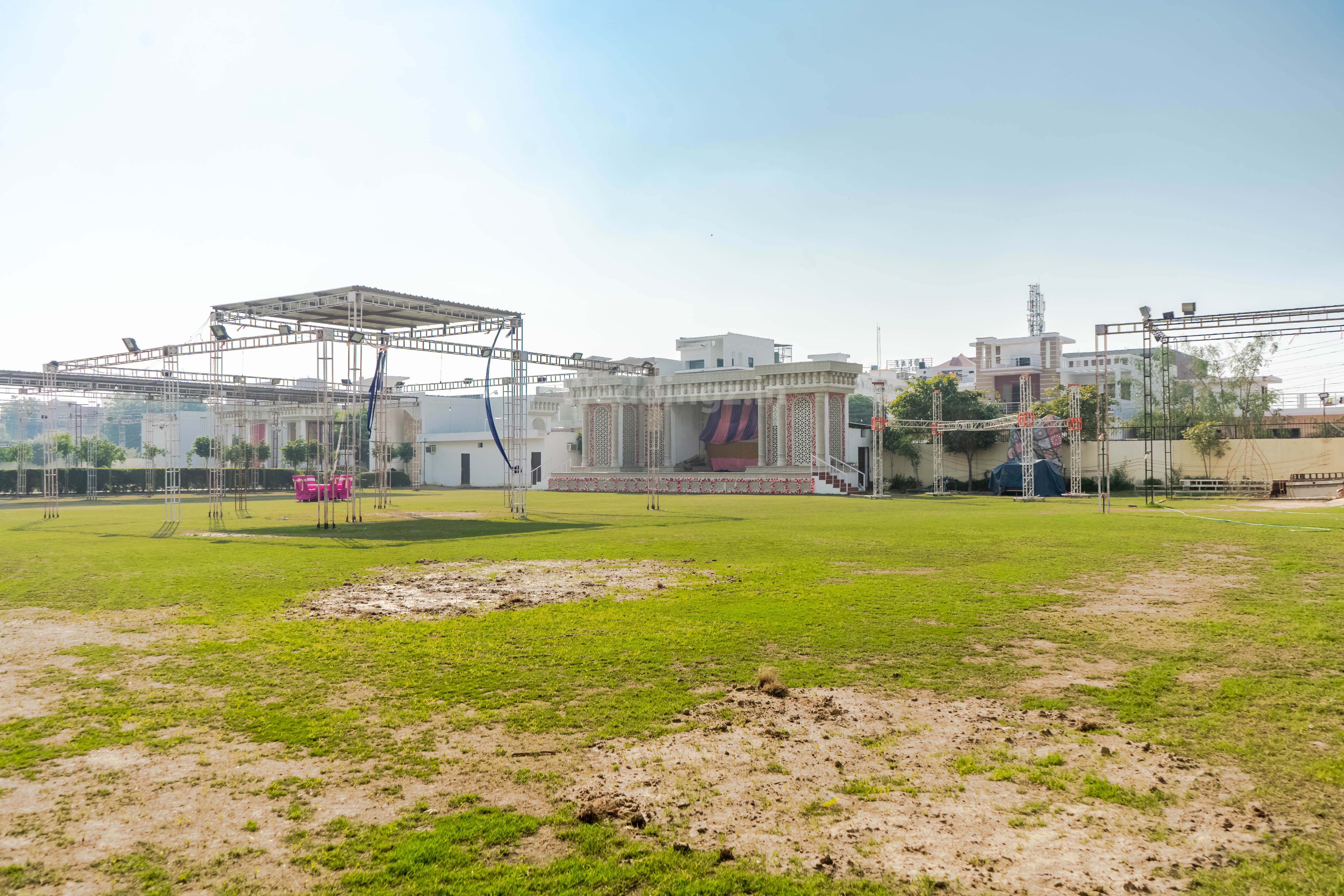 Dr Karamvir Garden