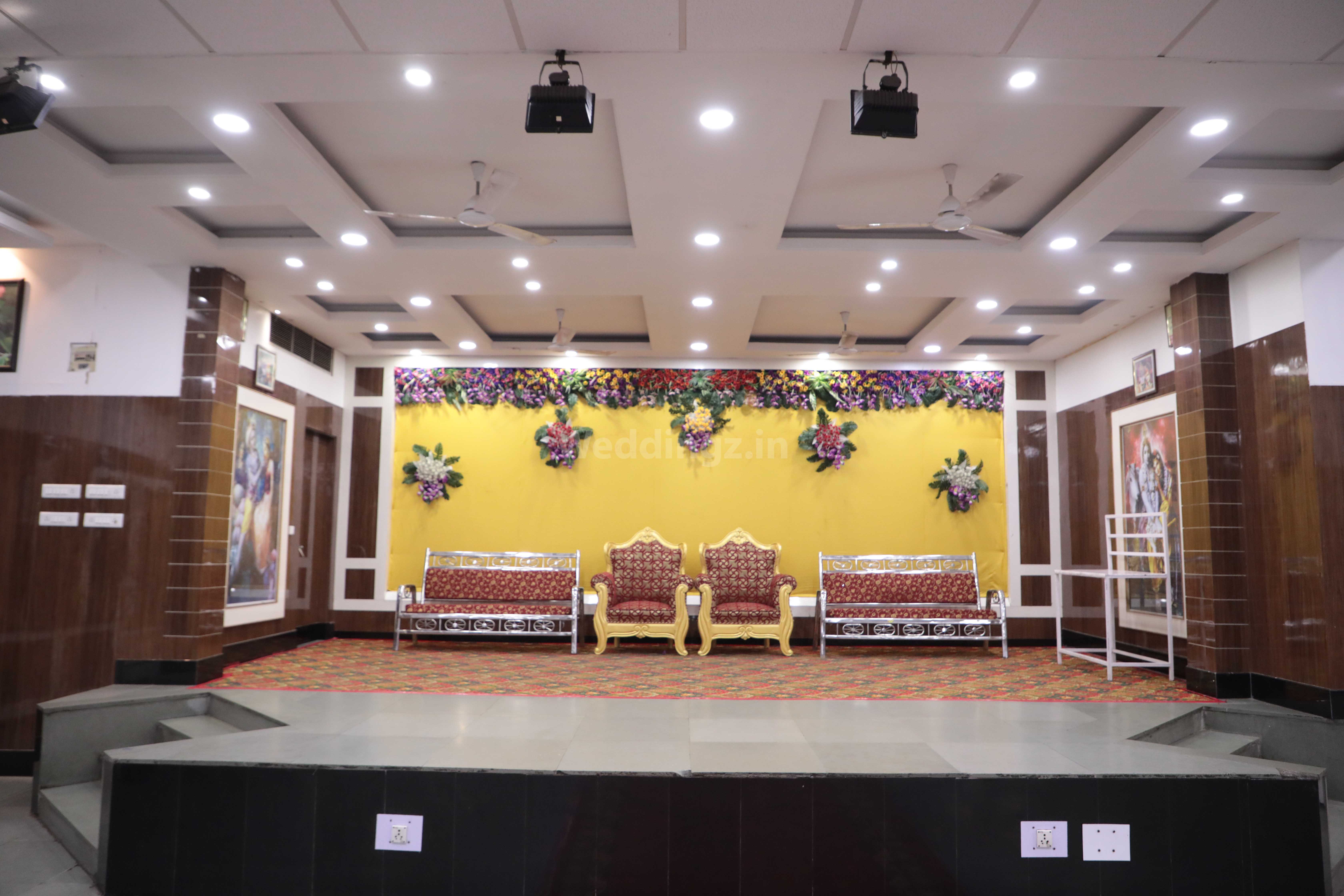 Royal Parate Sabhagruha