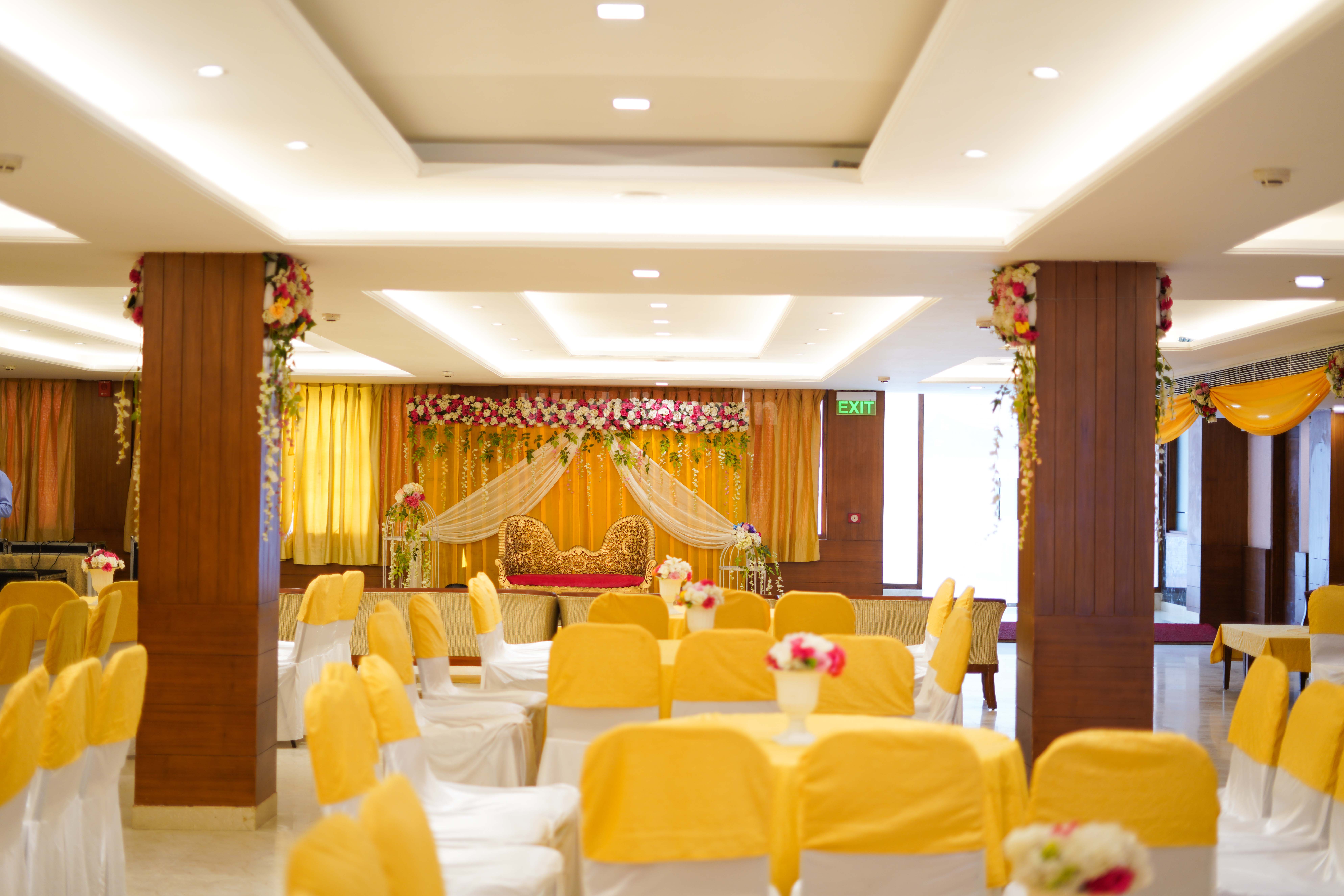 Hotel Chandigarh Beckons