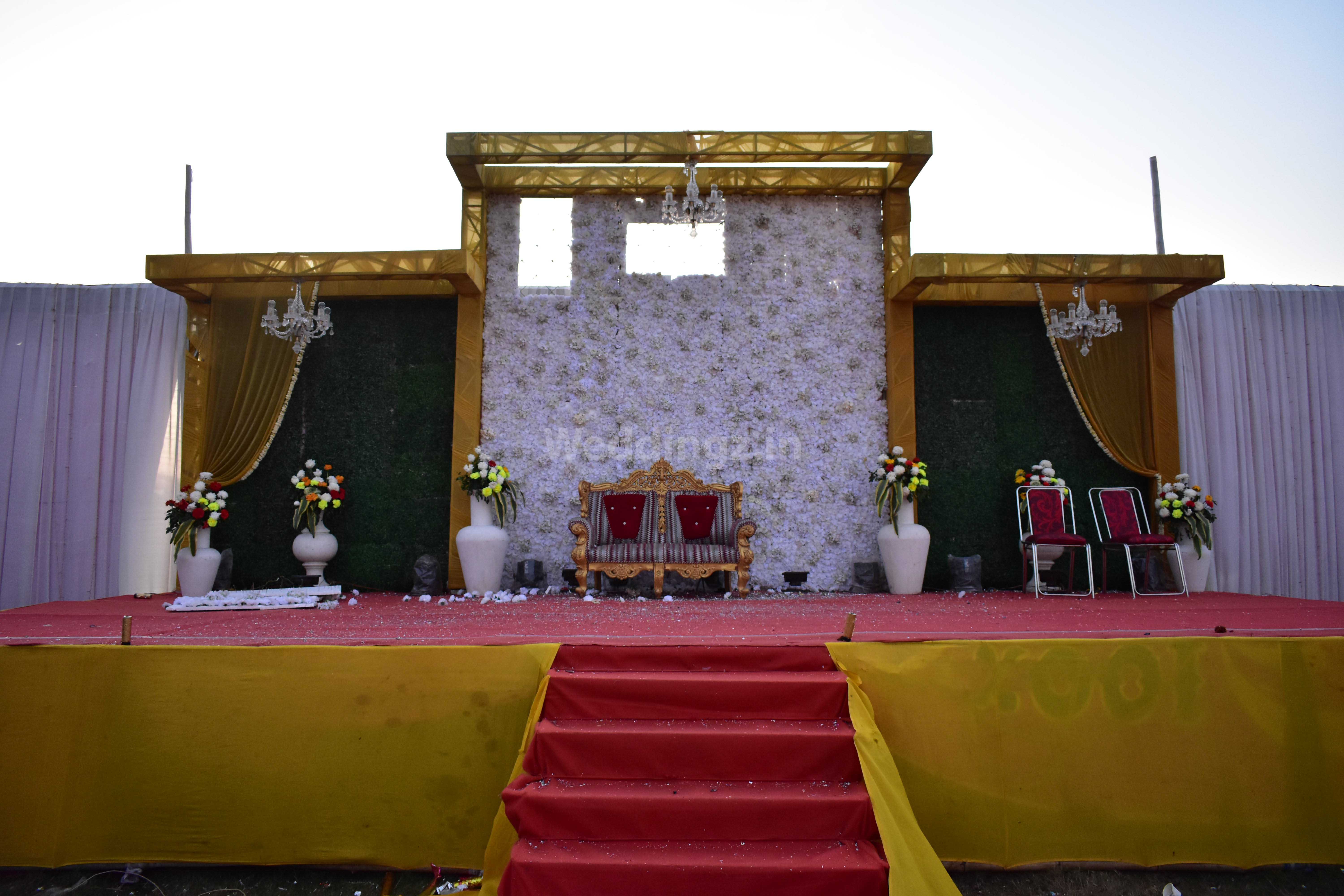 Hotel Saffron Heights Resort