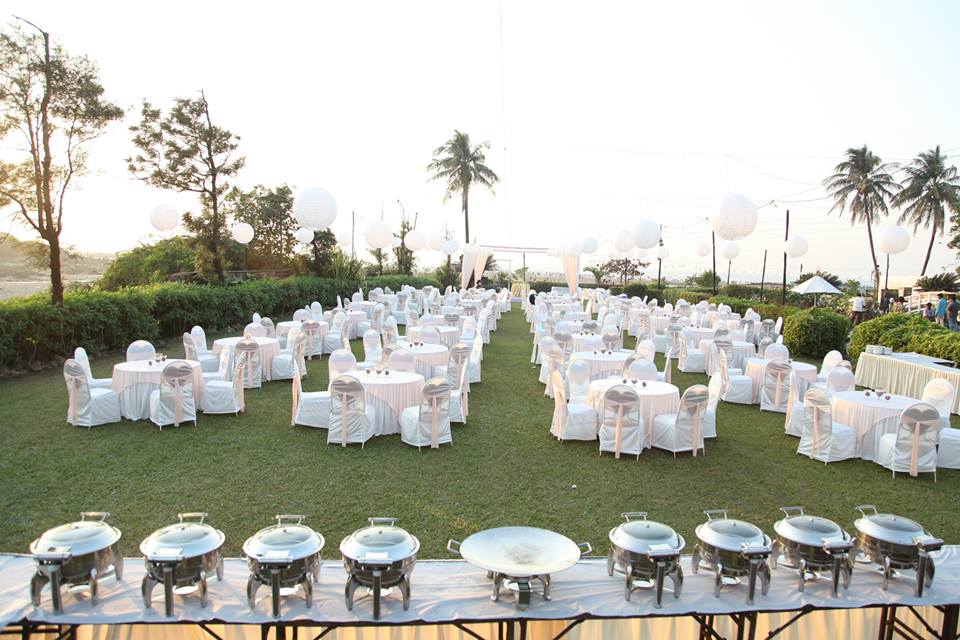 Sea Green Lawns