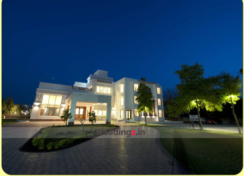 Lariya Resort